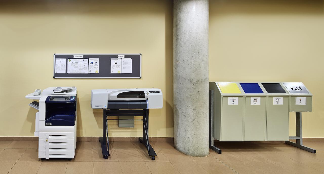 Residencia Universitaria Sarria Apartment Barcelona Bagian luar foto